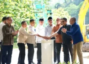 Menteri PU Groundbreaking Fly Over Sitinjau Lauik, Andre Rosiade: Komitmen Presiden Prabowo Bangun Sumbar