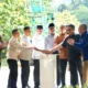 Menteri PU Dody Hanggodo bersama Andre Rosiade lakukan groundbreaking fly over Sitinjau Lauik bersama dengan Mahyeldi-Vasko dan jajaran forkopimda Sumbar serta instansi terkait dan juga BUMN/BUMD yang terlibat dalam pembangunan ini. (dok. Tim AR)