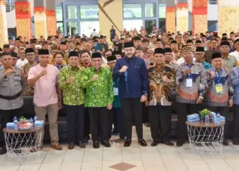Wako Fadly Amran hadir di Musda DMI Kota Padang. (dok. Prokopim)