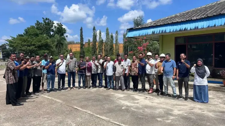 PKS Pinang Tinggi Regional 4, Ajak KUD dan BUMDes Sungai Bahar Pasok TBS 1 PKS Pinang Tinggi ajak petani giatkan tanam TBS. (dok. istimewa)