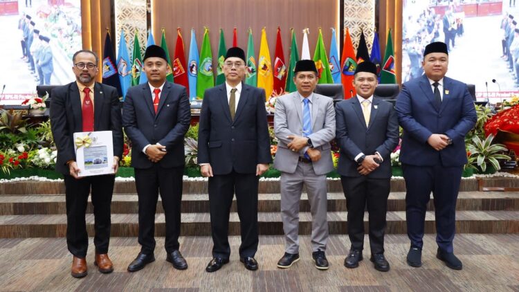 Pemprov Sumbar Kembali Raih Opini WTP ke-13 Secara Beruntun 1 Pemprov Sumbar terima Opini WTP 13 kali secara beruntun. (dok. adpsb)