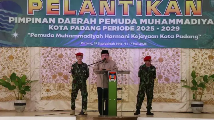 Wawako Maigus Nasir beri sambutan dalam acara pelantikan pimpinan daerah pemuda Muhammadiyah. (dok. istimewa)