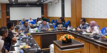 Wawako Maigus Nasir Tegaskan Pentingnya Sinergi untuk Penyelesaian Infrastruktur Jalan dan Pengendalian Banjir 8 Wawako Padang bertemu Kepala Badan Pelaksana Jalan Nasional. (dok. Prokopim)