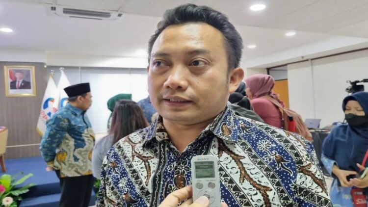Anggota KPAI Aris Adi Leksono di sela-sela diskusi publik bertajuk "Transformasi Sistem Zonasi PPDB: Menuju Pendidikan Merata dan Inklusif", di Jakarta, Kamis (12/12/2024). (ANTARA/Anita Permata Dewi)