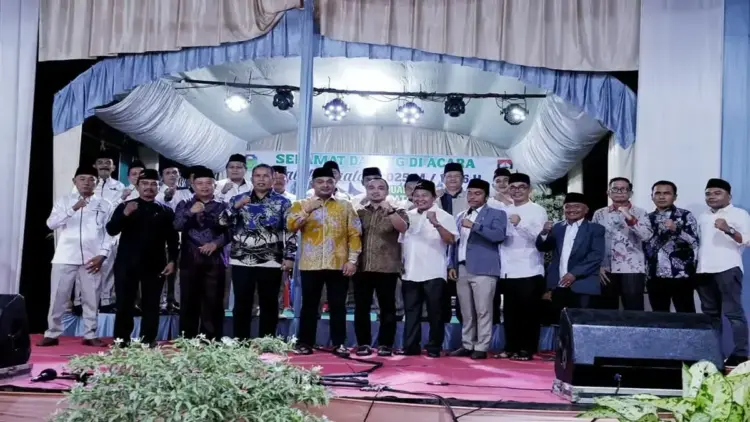 Wawako Pariaman Minta Perantau Rimbo Bujang jadi Bapak Angkat Anak Kurang Mampu 1 Wawako Pariaman, Sumbar Mulyadi menghadiri Halal-Bihalal & Pengukuhan Ketua Terpilih Persatuan Keluarga Daerah Piaman (PKDP) Kecamatan Rimbo Bujang Periode 2025-2030. Antara/HO-Diskominfo Pariaman