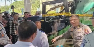 Polri-KNKT Selidiki Penyebab Kecelakaan Bus ALS di Padang Panjang