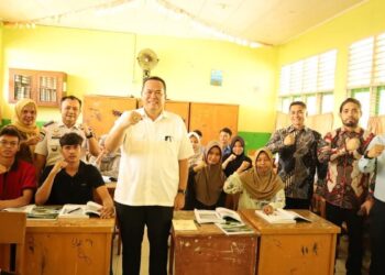 Wako Pariaman Tinjau Bimbel Sekolah Kedinasan Gratis, Berharap Generasi Unggul dari Keluarga Miskin