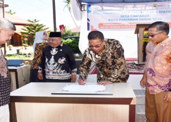 Wawako Pariaman Canangkan Desa Cimparuh jadi ‘Desa Cantik 2025’, Dorong Pembangunan Berbasis Statistik