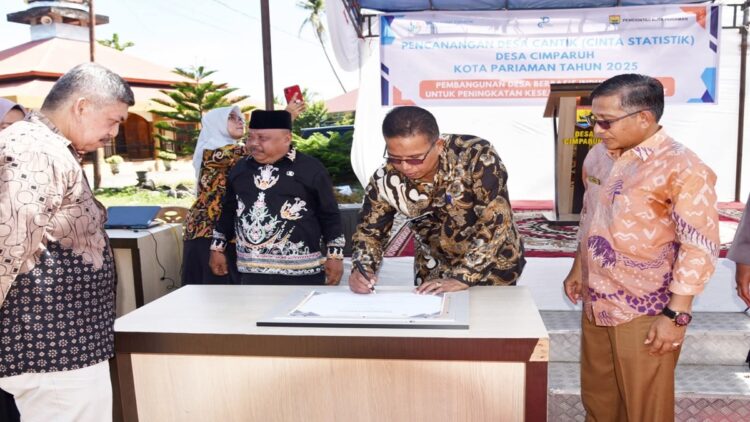 Wawako Pariaman mencanangkan Desa Cimparuh sebagai Desa Cinta Statistik 2025. (Foto: Dok. Ist)