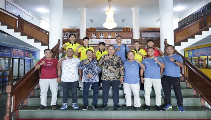 Wawako Pariaman Lepas Kontingen Takraw untuk Kejurda Sumbar 2025