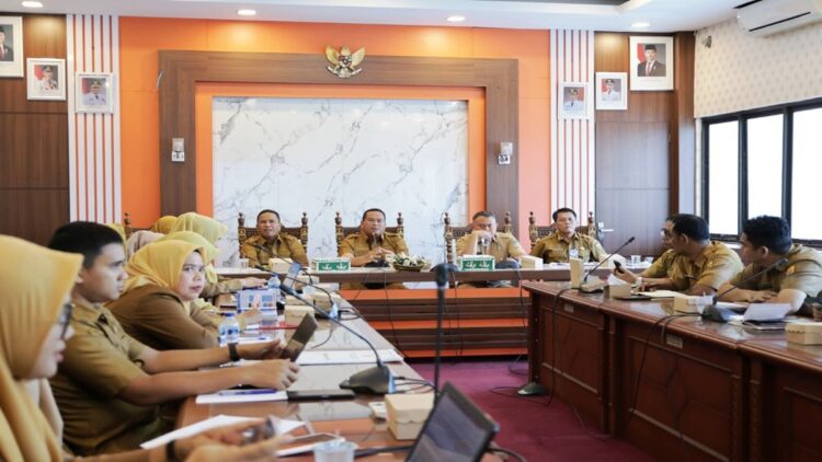 Pemko Pariaman Evaluasi dan Tingkatkan Sistem Pengukuran Kinerja ASN 1 Pemko Pariaman melakukan evaluasi terkait perubahan Perwako Nomor 12/2025. (Foto: Dok. Ist)