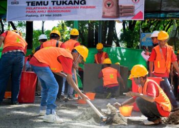 Acara temu tukang yang digelar PT Semen Padang. (dok. Humas)