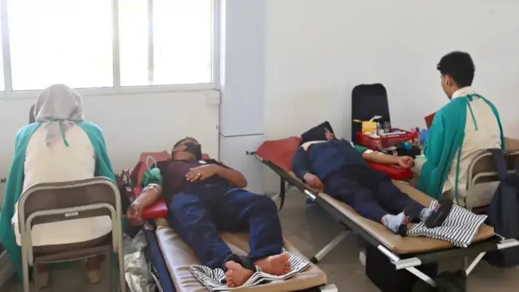 Wujud Kepedulian Sosial, KAI Divre II Sumbar Gelar Aksi Donor Darah di Stasiun Padang 1 donor darah KAI Sumbar