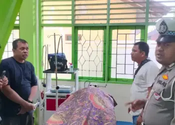 Wisatawan asal Riau jadi korban kapal terbaik di perairan Bungus. (dok. Polsek Bungtekab)