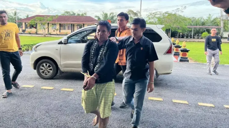 pelaku pembunuh anak tiri di dharmasraya