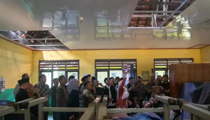 SDN Padurenan IV Bekasi Terima Program Revitalisasi dari Presiden Prabowo, Rusak 80 Persen