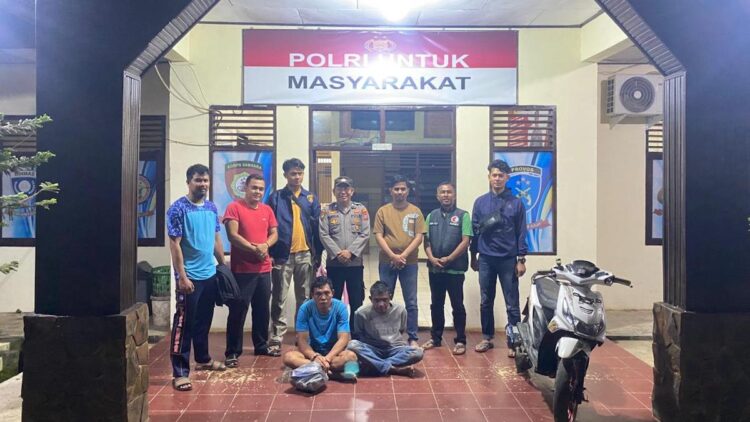 Dua Residivis Kembali Diciduk Beserta Tiga Paket Sabu di Lubuak Malako Solsel 1 Residivis kasus narkoba diciduk polisi di Lubuk Malako, Solok Selatan. (dok. Resnarkoba Polres Solsel)