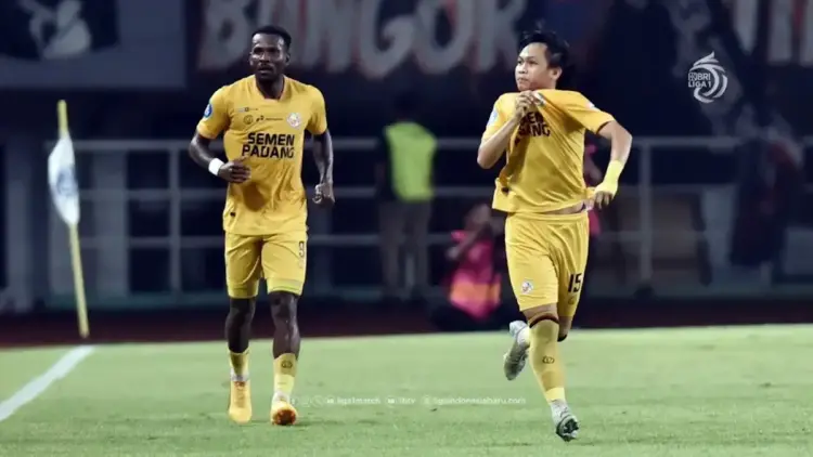 Selebrasi Firman Juliansyah usai mencetak gol ke gawang Persija. (dok. LIB)