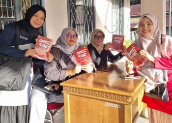 Momen Jelang Hari Lahir Pancasila, PLN Bukittinggi Sosialisasi Program Lewat Jalan Santai 12 Sosialisasi program dan layanan PLN di Bukittinggi. (dok. Humas)