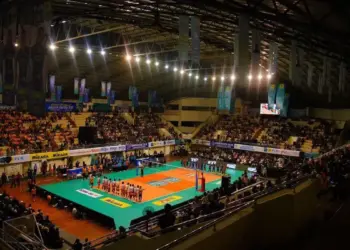 Suasana GOR Ken Arok, Malang yang merupakan venue pertandingan Putaran Pertama PLN Mobile Proliga 2025 Seri Malang pada 17-19 Januari 2025. Selama 3 hari event berlangsung, total lebih dari 10 ribu penonton memadati GOR Ken Arok untuk menyaksikan bintang voli nasional dan internasional berlaga. (dok. isitmewa)