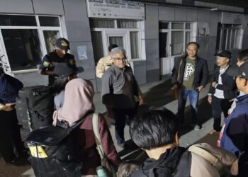 Kemlu RI Mulai Evakuasi WNI dari Iran, Pemulangan Bertahap Dimulai Hari Ini