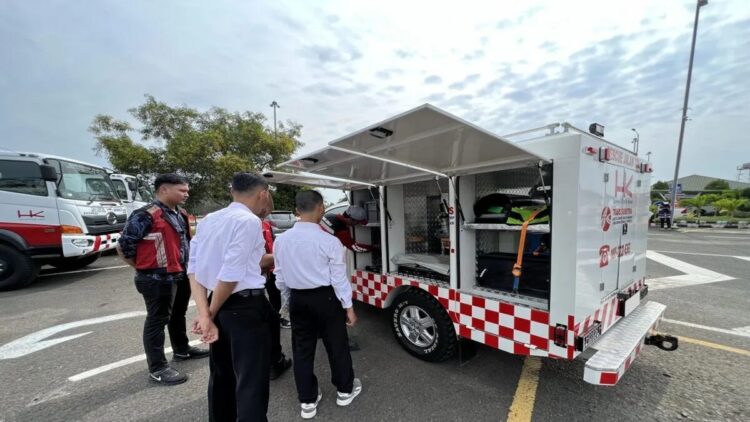 Calon pekerja Jalan Tol Padang-Sicincin diberikan pembekalan sebelum bekerja di jalan bebas hambatan di Kabupaten Padang Pariaman, Sumatera Barat. Antara/HO-Humas Hutama Karya