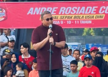 Wakil Ketua Komisi IV DPR RI, Andre Rosiade buka Andre Rosiade Cup. (dok. istimewa)