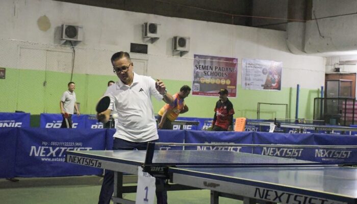 Dirut SIG Resmikan Turnamen Tenis Meja Semen Padang, Bangun Kebersamaan Lewat Olahraga