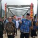 Gubernur Mahyeldi resmikan jembatan baru menuju RS Unand. (dok. Antara)
