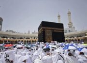 Enam Jamaah Haji Embarkasi Padang Wafat di Tanah Suci