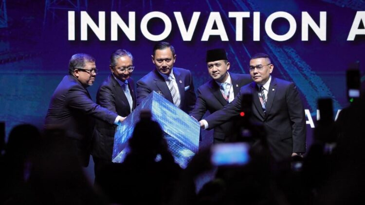 ICI 2025 Resmi Dibuka, Konferensi Infrastruktur Internasional yang Sajikan Informasi bagi Investor 1 Wamen Ossy Dermawan dalam pembukaan ICI 2025. (dok. ATR/BPN)