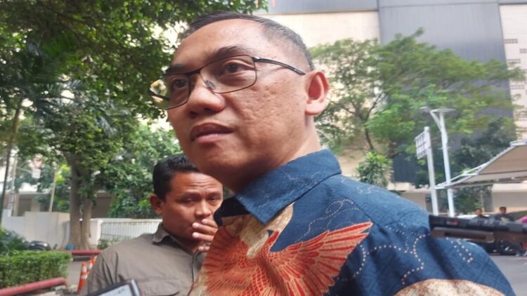 Direktur Jenderal Pengawasan Ruang Digital Kemkomdigi Alexander Sabar ditemui di Kantor Kemkomdigi, Jakarta, Kamis (6/6/2025). ANTARA/Livia Kristianti