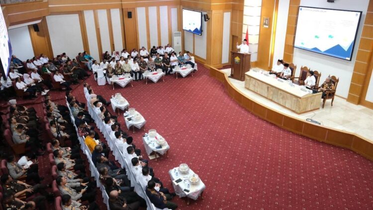 Menteri Nusron ajak Kepala Daerah se-Sulteng atasi tantangan pertanahan modern. (dok. ATR/BPN)