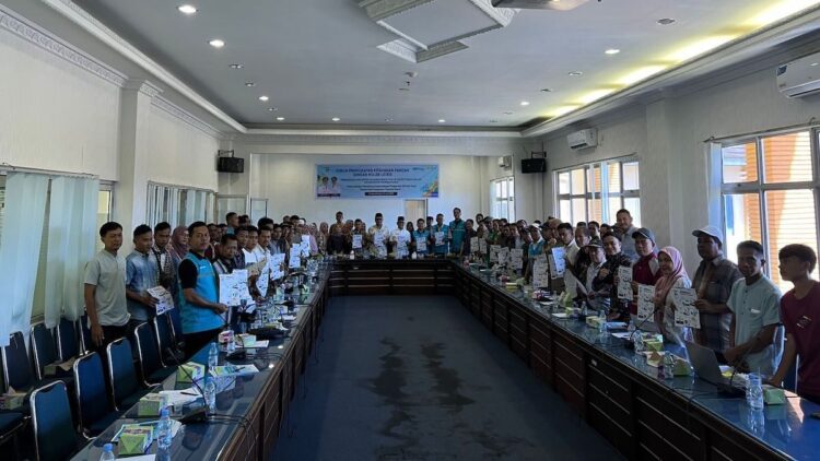 PLN UP3 Bukittinggi gelar sosialisasi Huller listrik di Simpang Empat. (dok. istimewa)