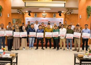 PT Semen Padang salurkan program BMN 2025. (dok. Humas)