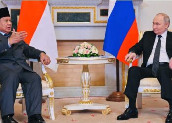 Presiden Prabowo Bertemu Vladimir Putin, Kerja Sama Strategis kian Menguat 1 Presiden Republik Indonesia Prabowo Subianto dan Presiden Federasi Rusia Vladimir Putin bertemu dalam suasana hangat dan penuh keakraban di Istana Konstantinovsky, St. Petersburg, pada , Kamis (19/6/2025). (Foto: BPMI Setpres/Laily Rachev)