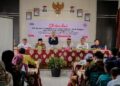 Kepala Biro Humas dan Komunikasi PT Semen Padang, Nur Anita Rahmawati memberi sambutan dalam sosialisasi dan kolaborasi perusahaan dengan BUMNag di Padang Pariaman. (dok. Humas)