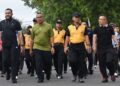 Wako Fadly Amran Hadiri Kegiatan Olahraga Bersama untuk Menyambut Hari Bhayangkara ke-79 di Padang 6 Wako Fadly Amran hadiri jalan sehat Hari Bhayangkara. (dok. istimewa)