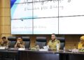 Wako Fadly Amran saat monthly meeting dengan jajaran OPD. (dok. Prokopim)