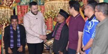 Wako Fadly Amran sambut rombongan dari Malaysia.a (dok. Prokopim)