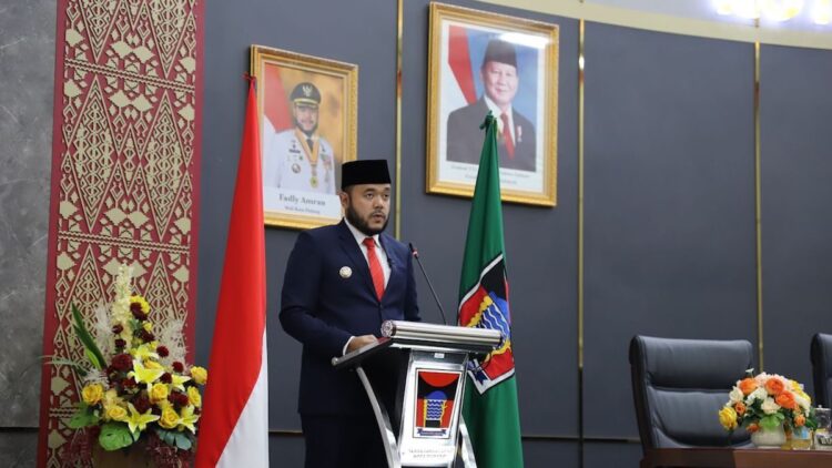 Buntut Dugaan Penolakan Pasien, Wali Kota Padang Copot Jabatan Direktur RSUD Rasidin 1 Wali Kota Padang Fadly Amran. (dok. Prokopim)