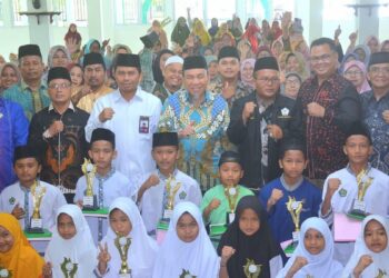 Wawako Maigus Nasir buka MK2MDT Kota Padang. (dok. Prokopim)