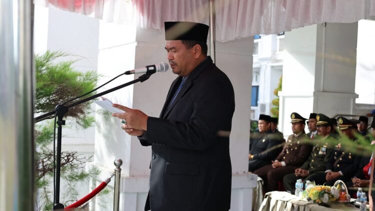 Wako Pariaman Yota Balad memimpin upacara Hari Lahir Pancasila tahun 2025. (Foto: Dok. Ist)