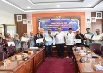 Pemko Pariaman Salurkan Rp925 Juta untuk Partai Politik di DPRD