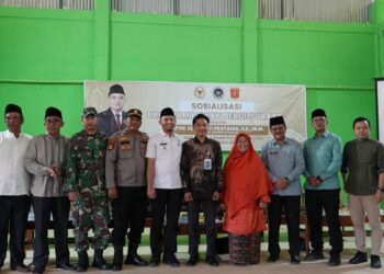 Dorong Gizi Anak dan Tekan Stunting, Anggota DPR RI Ade Rezki-BGN Sosialisasikan Program MBG di Agam
