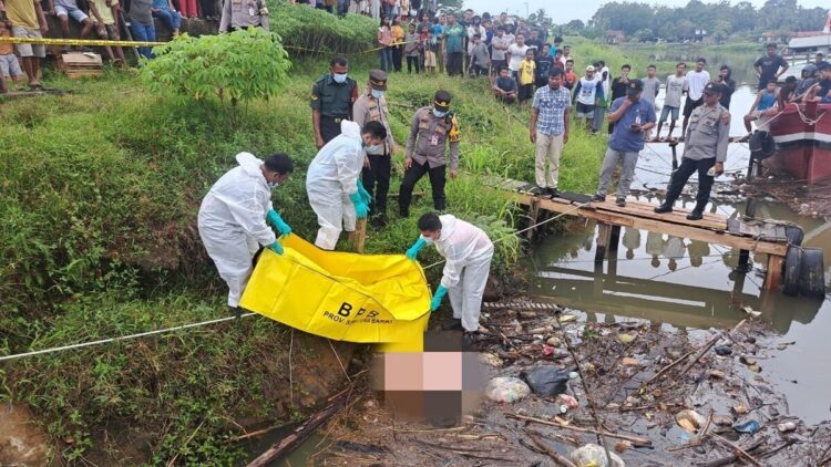 Penemuan potongan jasad tanpa identitas diduga korban mutilasi di aliran Sungai Batang Anai, Kabupaten Padang Pariaman. (Foto: Dok.Ist)