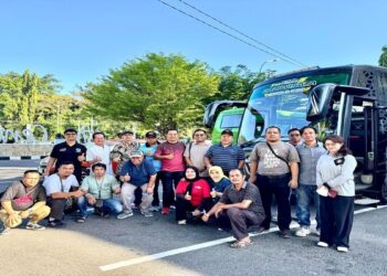 Ketua PWI Sumbar Lepas Kontingen ke Porwaprov Payakumbuh-Limapuluh Kota, Targetkan Atlet Menuju Porwanas