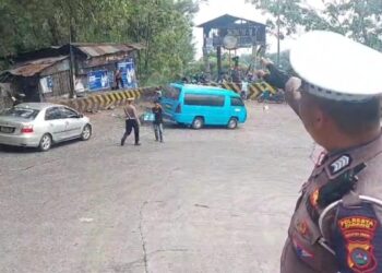 Kemacetan Dua Hari di Sitinjau Lauik Akhirnya Terurai, Lalu Lintas kembali Normal