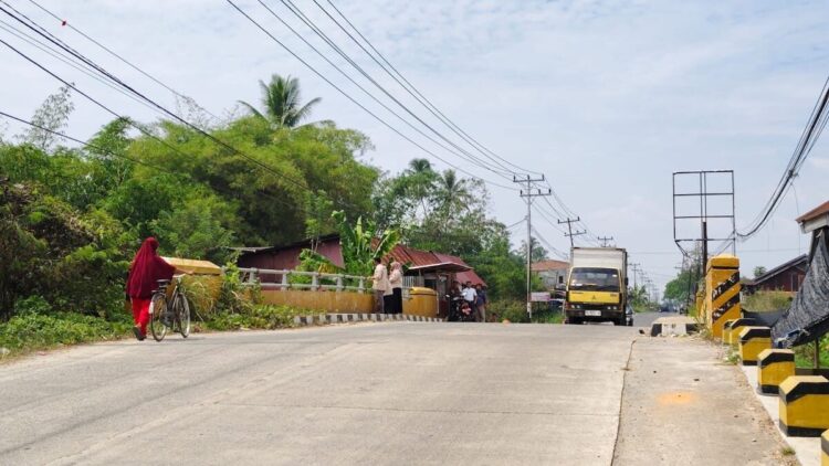 Jembatan Batang Namang Diresmikan, Akses Ekonomi dan Pendidikan Kini Lebih Mudah 1 Jembatan Batang Namang di Nagari Guguak, Kabupaten Limapuluah Kota rampung dan sudah bisa digunakan masyarakat. (dok. adpsb)