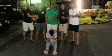 Waduh! Seorang Mahasiswa di Padang Diciduk Tim Klewang Karena Curi iPhone 8 Mahasiswa maling iPhone ditangkap Tim Klewang. (dok. istimewa)